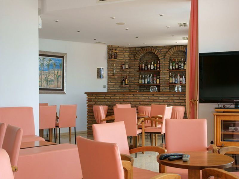 Hotel Oasis Kyparissia Exterior foto